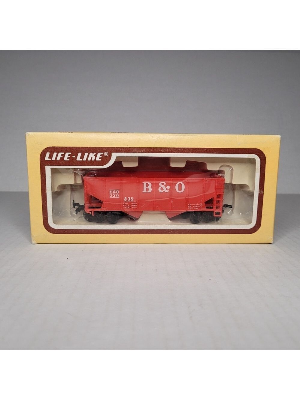 Vintage Life-Like HO Scale B&O Hopper Car #8575